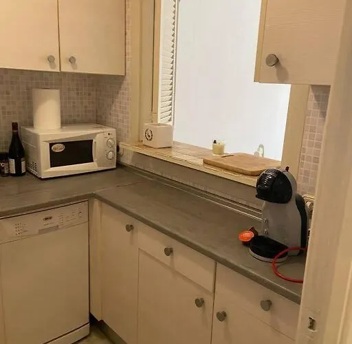 Apartament 2 Bedroom Flat In Golden Mile For 2 To 4 People Marbella