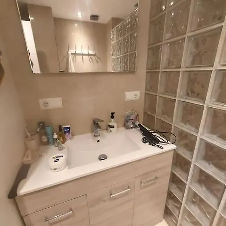 2 Bedroom Flat In Golden Mile For 2 To 4 People Lägenhet