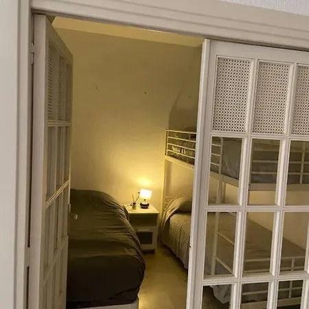 2 Bedroom Flat In Golden Mile For 2 To 4 People