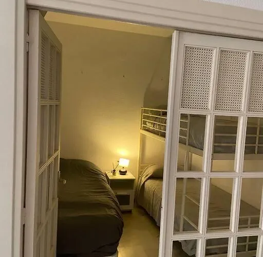 2 Bedroom Flat In Golden Mile For 2 To 4 People